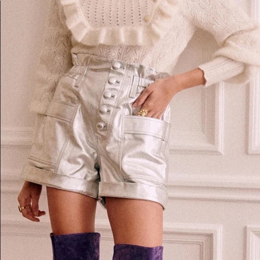 NWT Sézane Ellis shorts silver leather size US 4 (FR 36)